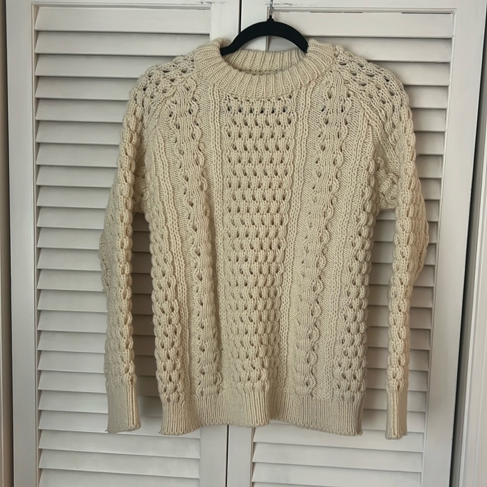 VINTAGE 100% wool Irish knit sweater